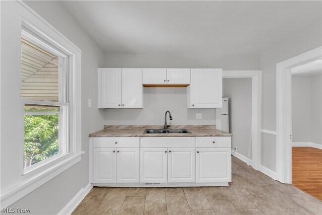 Building Photo - 3396 W 130th St