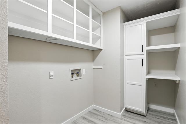 Building Photo - 2946 Ridgewood Dr