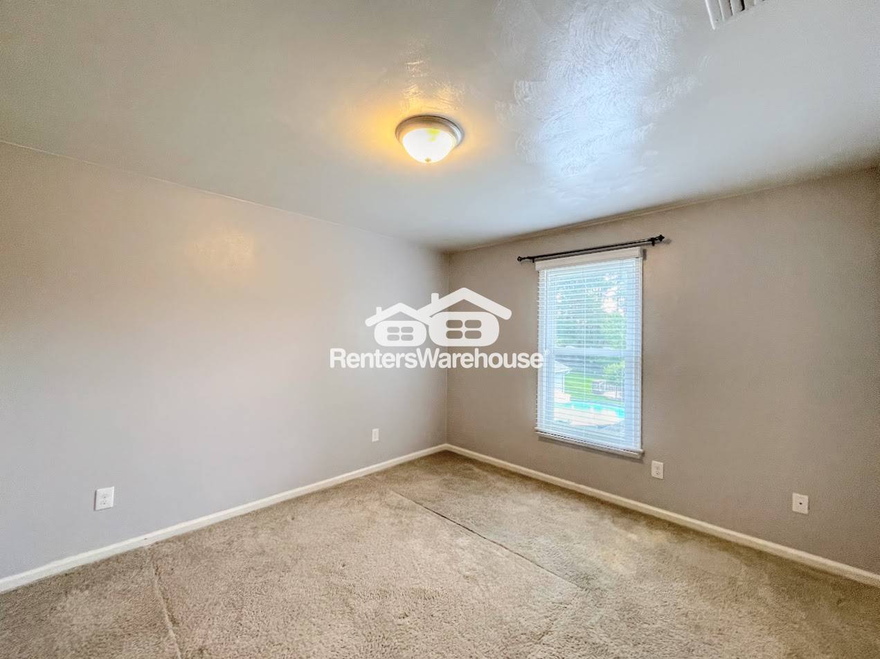 Building Photo - 1305 Kasba Ct