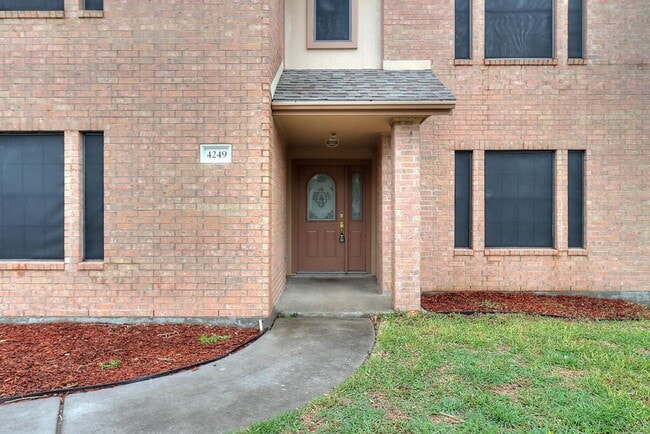 Building Photo - 4249 Rapids Dr