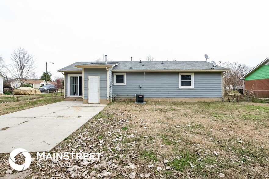 Building Photo - 2133 Thornfield Rd