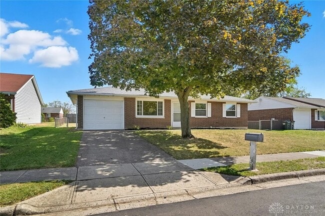 Building Photo - 2411 New Castle Dr