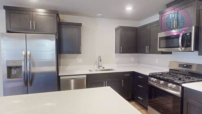 Building Photo - New Construction, Spring Creek / Stylish T...