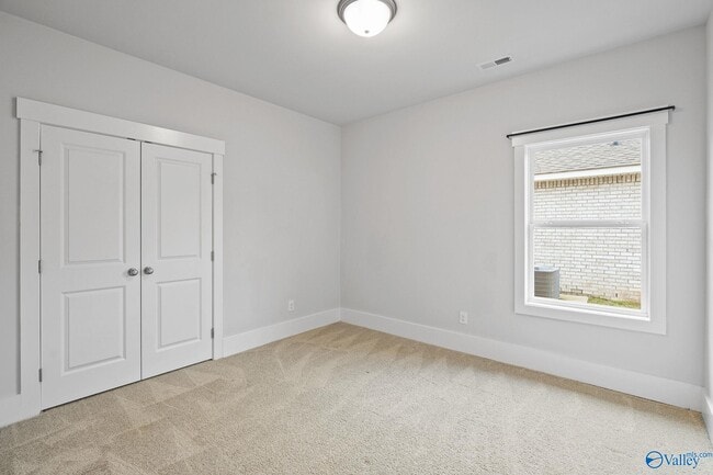 Building Photo - 6073 Thorntons Way Cir NW