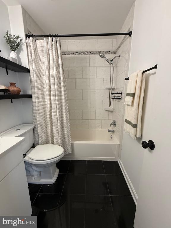 Building Photo - 7809 Harrowgate Cir