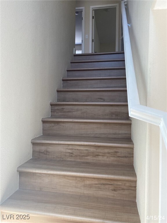 Building Photo - 9477 Diamond Bridge Ave