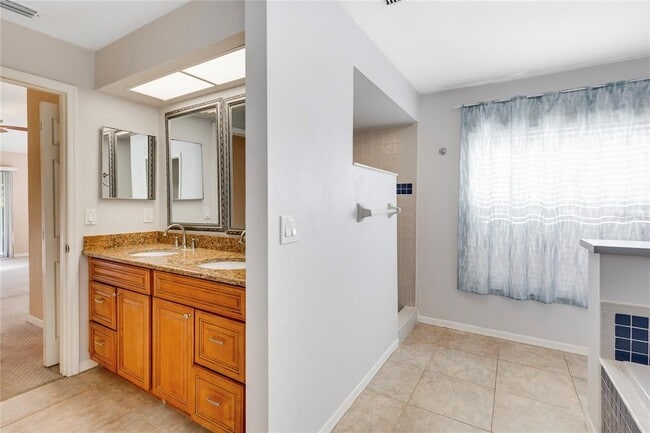 Building Photo - 2205 Tamarron Terrace