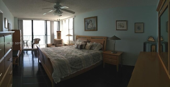 Building Photo - 2101 S Ocean Dr