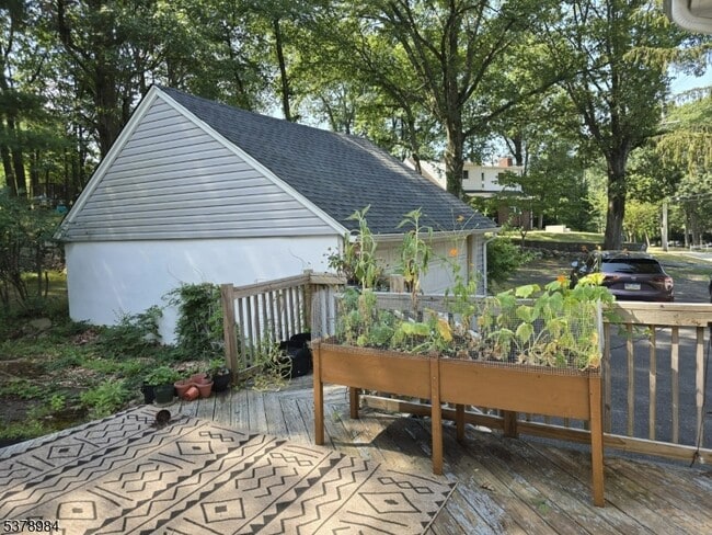 Building Photo - 358 N Haledon Ave