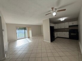 Kitchen/Dinning /Living Room - 1274 E Main St