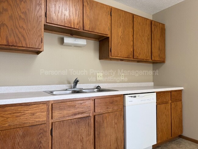 Building Photo - 1003 19th St SW