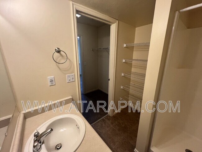 Building Photo - 4988 W 4850 S