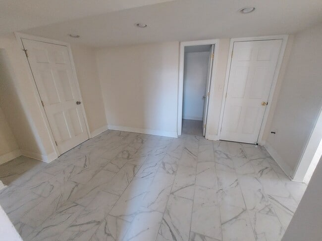 Building Photo - 5280 W Boniwood Turn