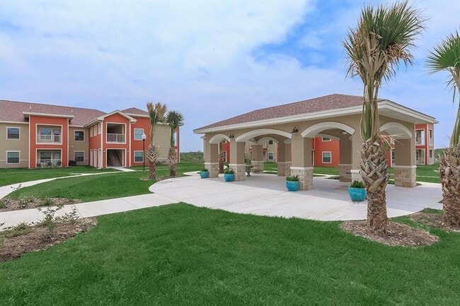 Building Photo - 315 Butterfly Garden Dr