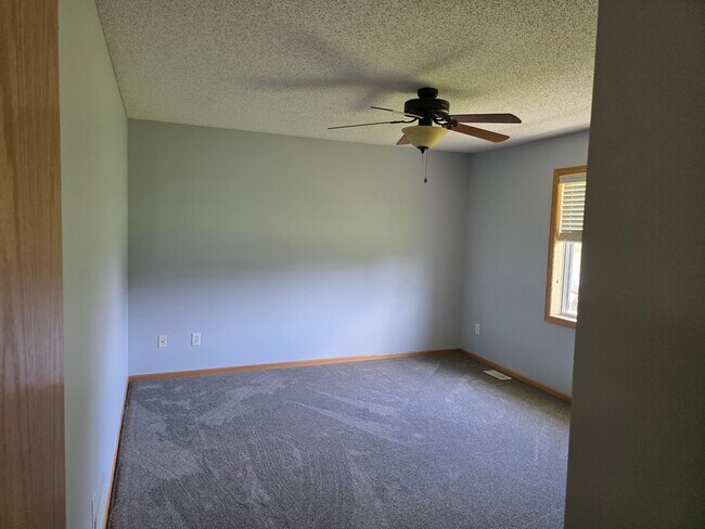 Bedroom #1 - 804 Ivy Ridge Ln