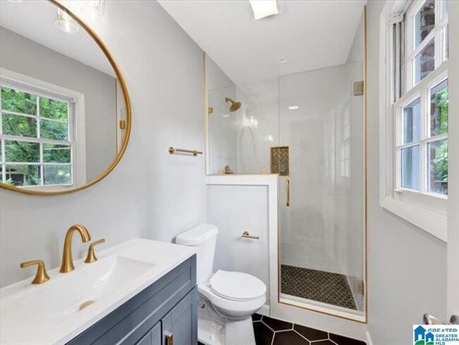 Building Photo - 3228 Mockingbird Ln