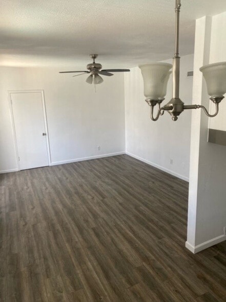 Building Photo - Tempe Terrace