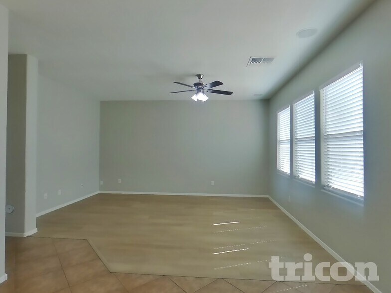 Building Photo - 8717 W Hammond Ln