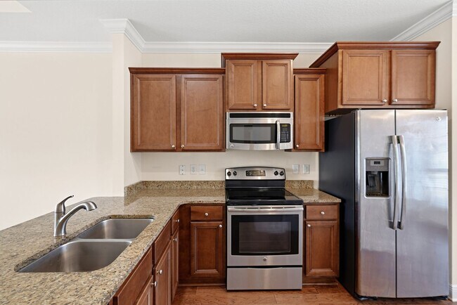 Building Photo - 4805 Stellata Ln