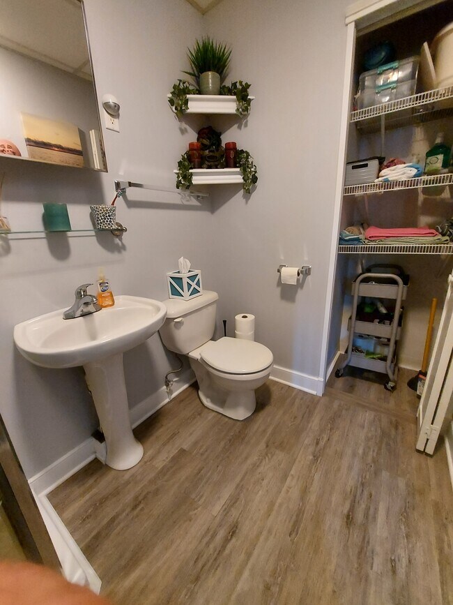 Master Bath - 158 Jordan Rd