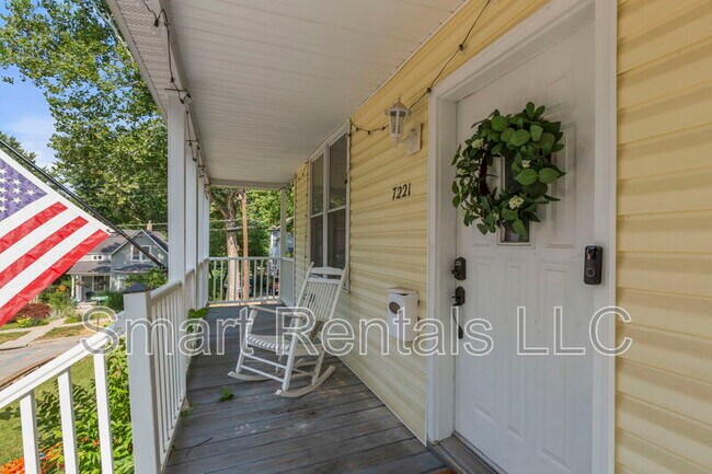 Building Photo - 7221 South St