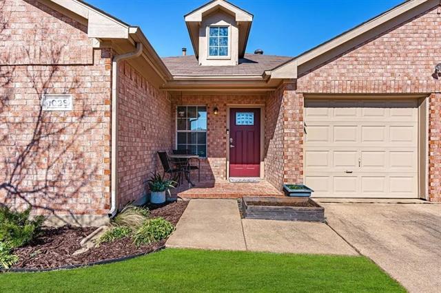 Building Photo - 1028 Ridgecrest Dr