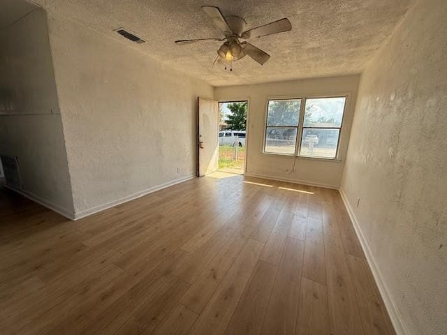 Building Photo - 5326 Questa Dr