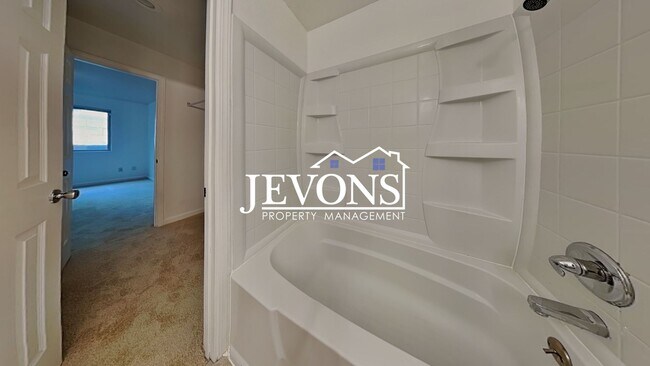 Building Photo - 2-bedroom home with water, sewer, and garb...