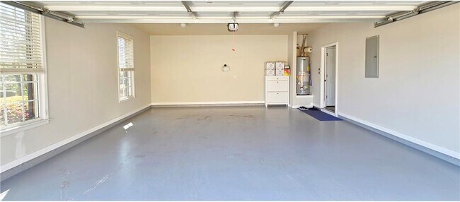 Building Photo - 2850 Millwater Crossing NE