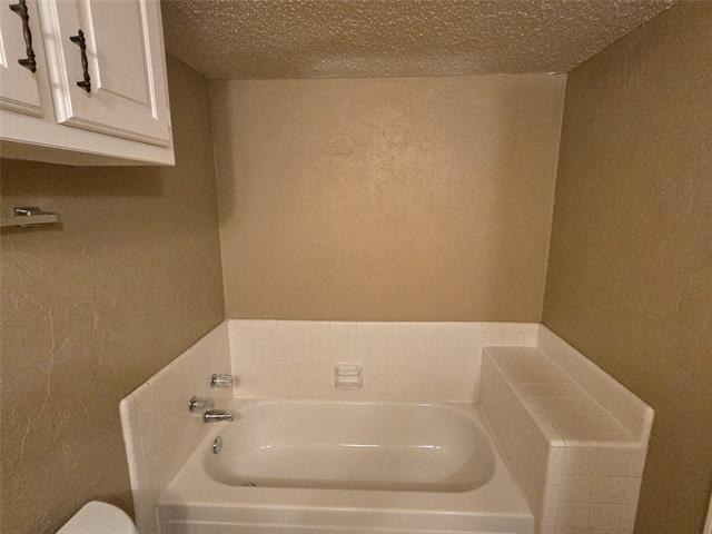 Building Photo - 3216 Bandolino Ln