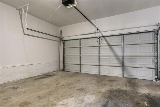 Building Photo - 2122 Edwin St