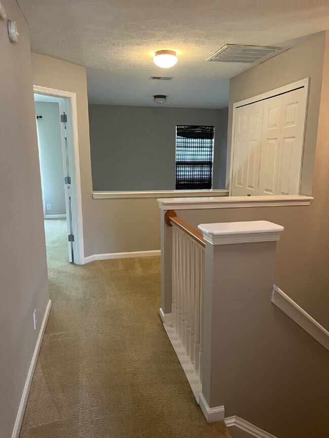 Building Photo - Charming 2 Bed, 2.5 Bath Townhouse in Nashville - Perfect Rental Opportunity!