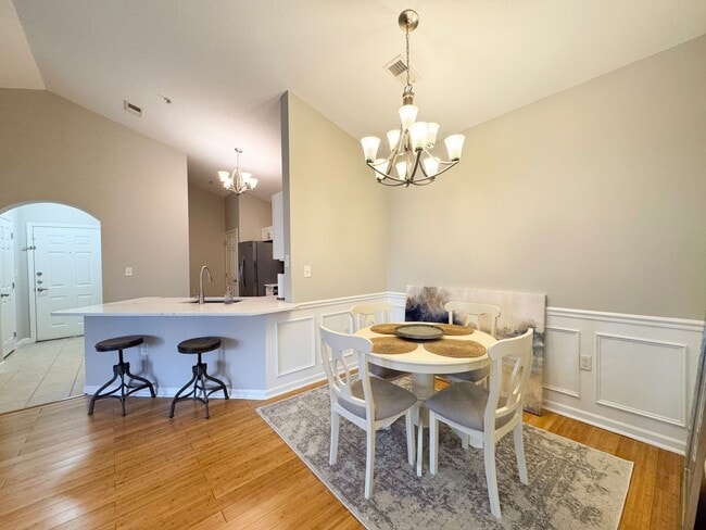 Building Photo - Stunning 3 Bed 2 Bath Condo In Amenity-rich Westchester At Stratford