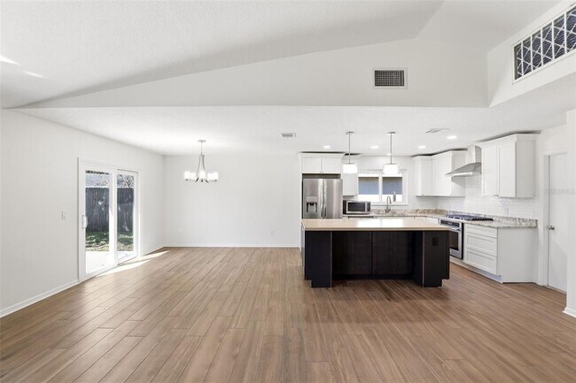 Building Photo - 7326 Wethersfield Dr