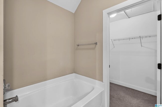 Building Photo - 5639 Colony Ln