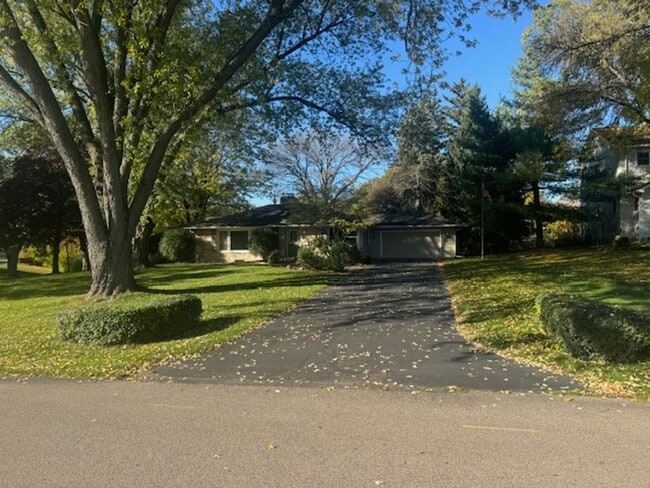 Primary Photo - Amazing Home Next to Interlachen Golf Course with 4 bedrooms on Main Level, and Pond!