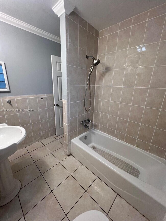 Building Photo - 6610 Johnson St