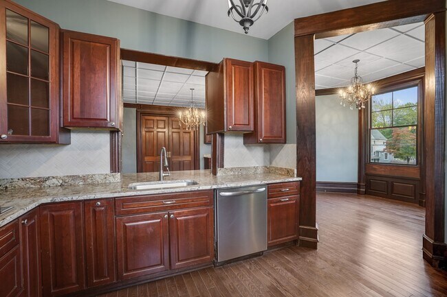 Building Photo - 1 Franklin Pl