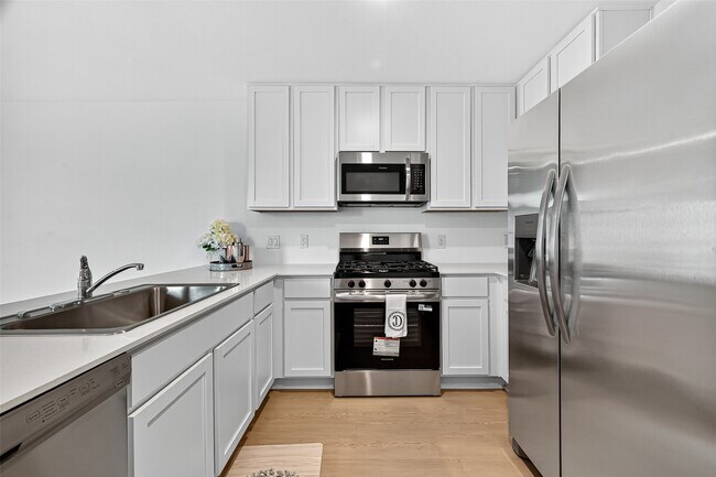 Building Photo - 26902 Cherry Plum Ln