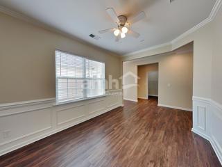 Building Photo - 1614 Deer Meadows Dr