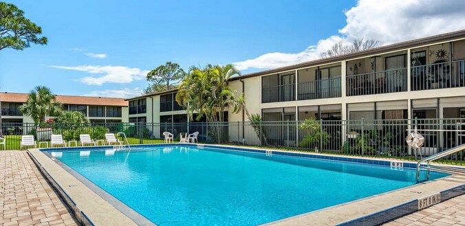 Building Photo - 420 Catamaran Dr