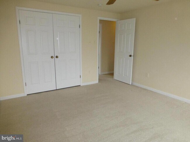 Building Photo - 6824 Silassie Ct