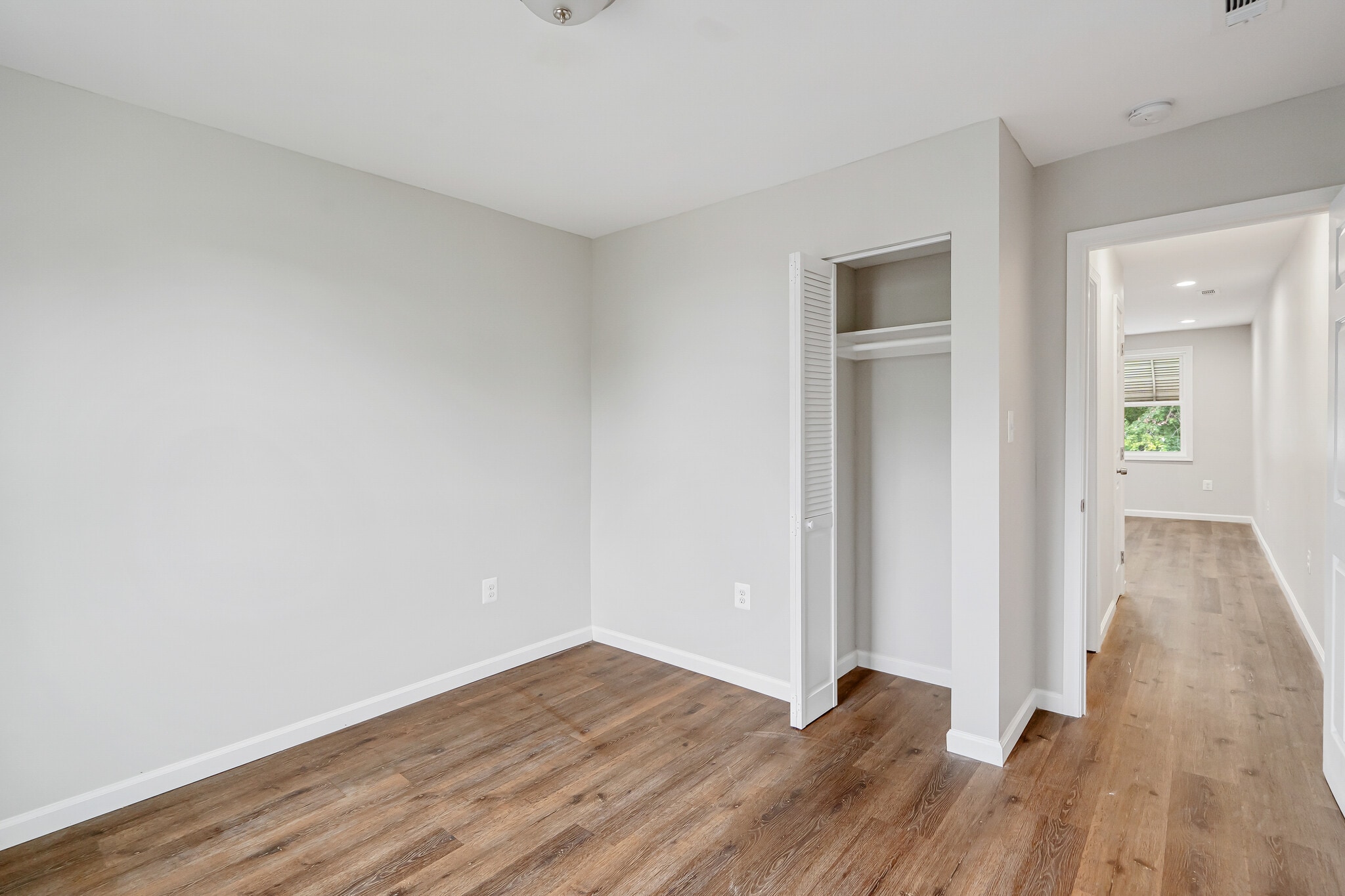 Building Photo - 1340 Pontiac Ave