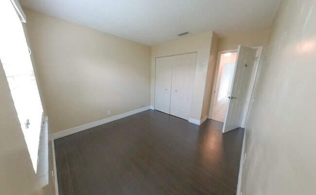 Building Photo - 1103 Harmony Way