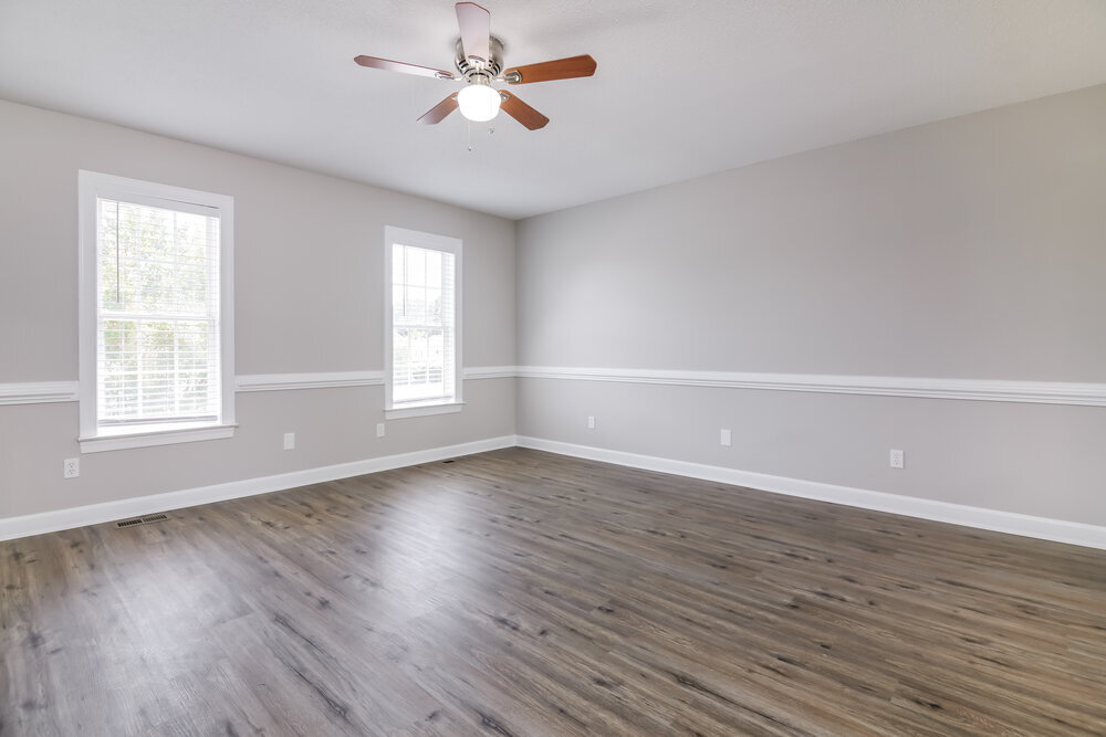 Building Photo - 204 Hunter Way