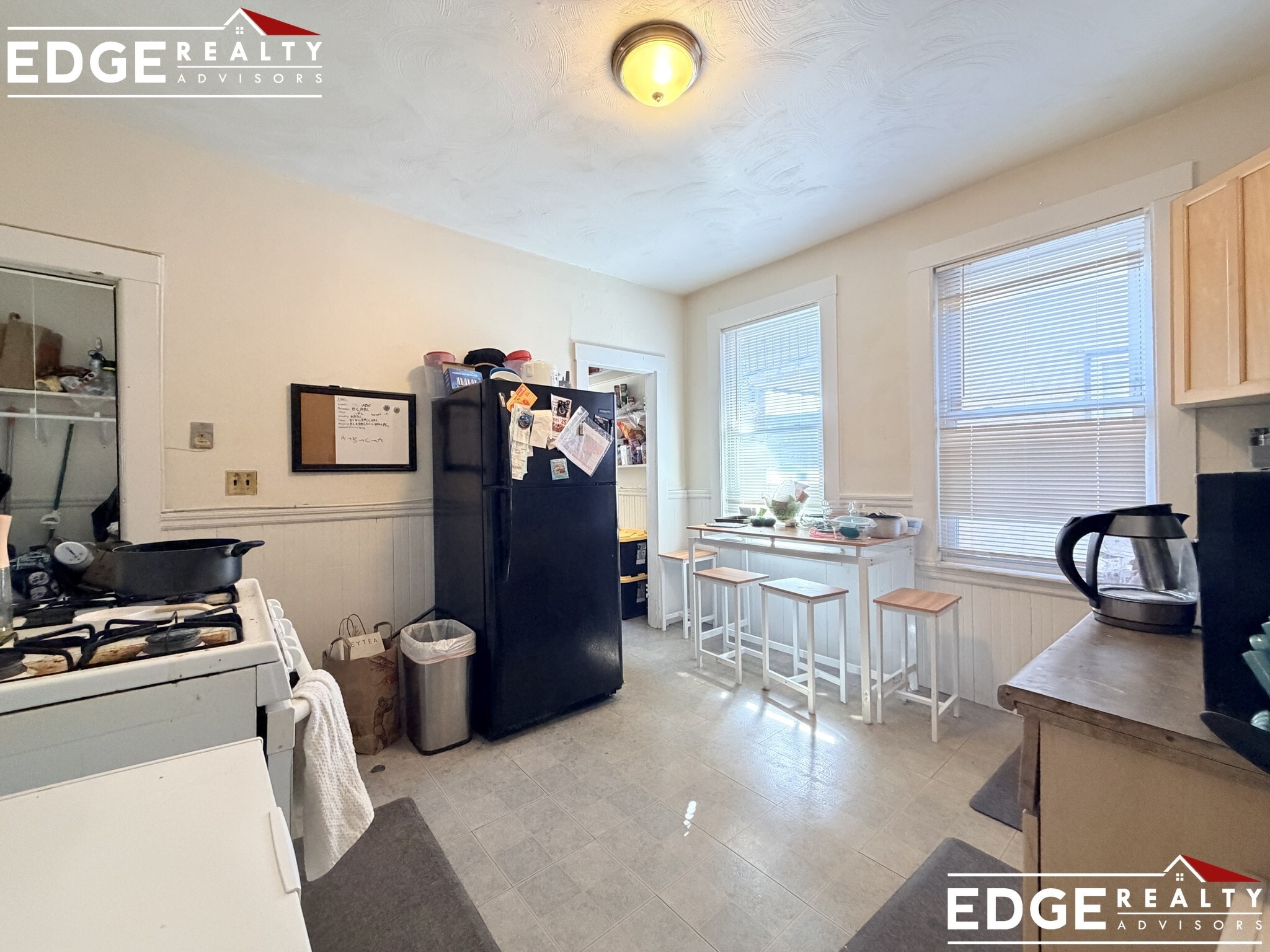 Building Photo - 26 Fordham Rd