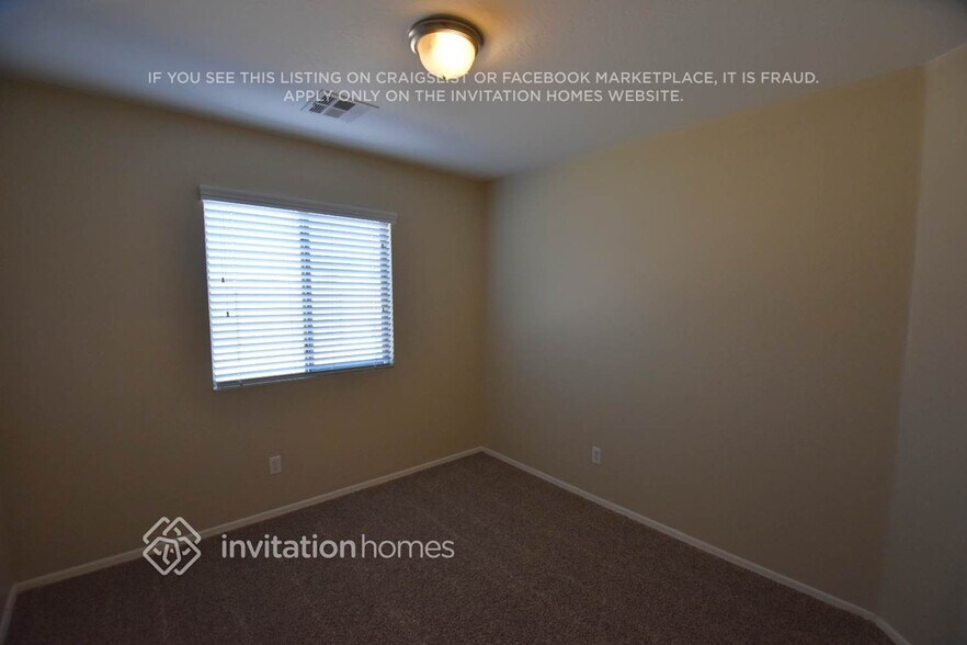 Building Photo - 9903 W Trumbull Rd