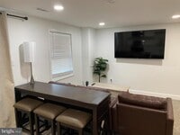 Building Photo - 7416 Rhondda Dr