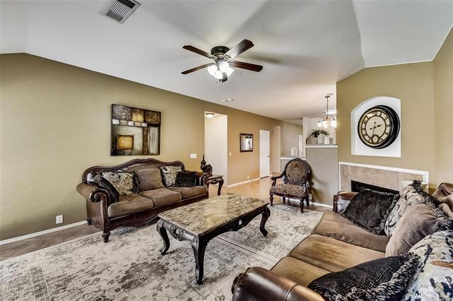 Building Photo - 1206 Periwinkle Dr