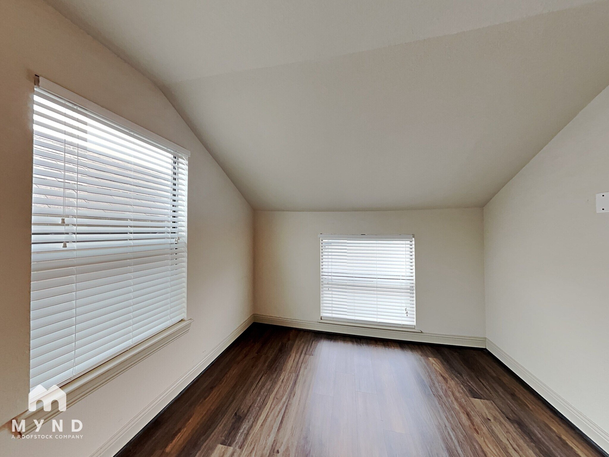 Building Photo - 7404 Coronado Way